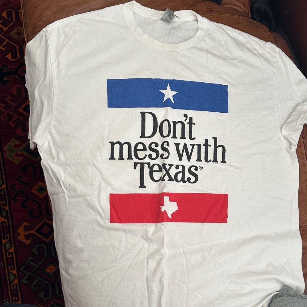 Gildan Heavy Cotton White T-Shirt